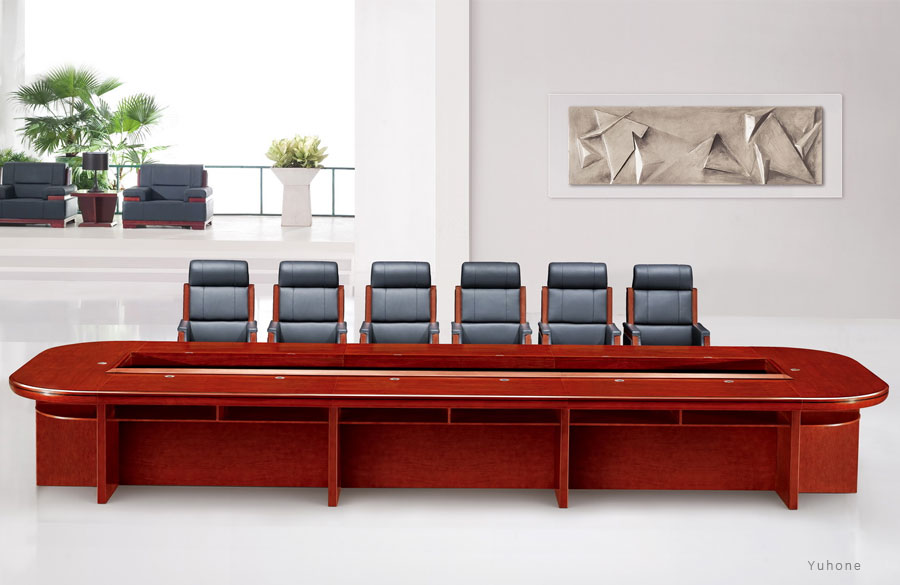   此会议桌别名为：实木会议桌，油漆会议桌，高档会议桌